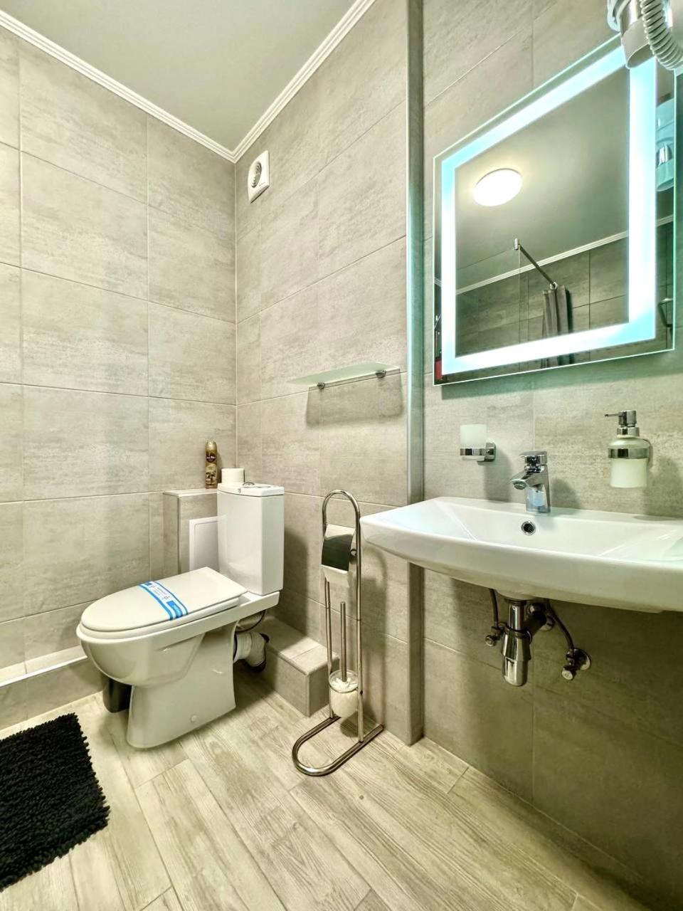 Apartpoltava Апартаменти Бізнес-Класу В Престижній Новобудові З Панорамним Балконом Центр Exterior photo